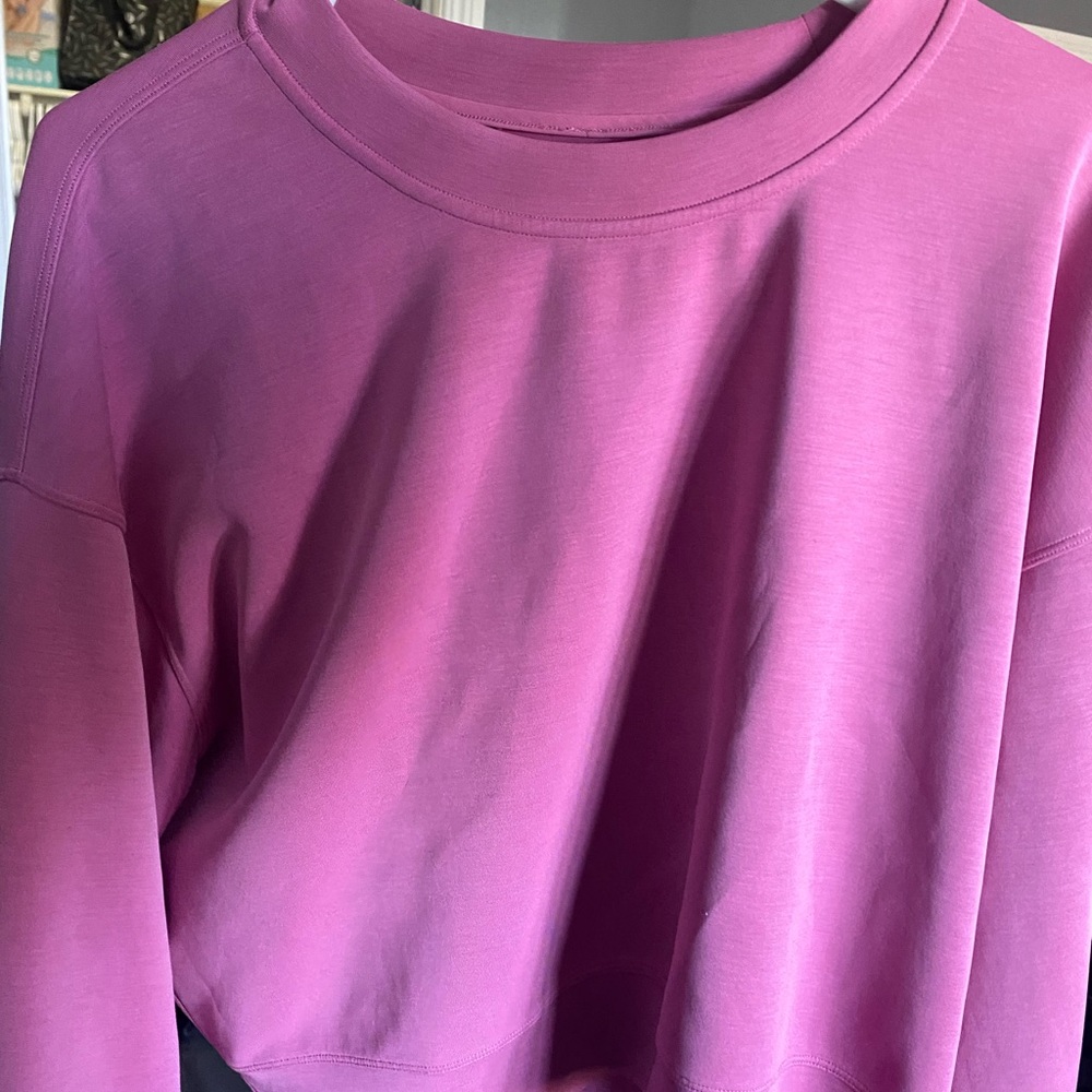 Lululemon pink blossom softstreme
